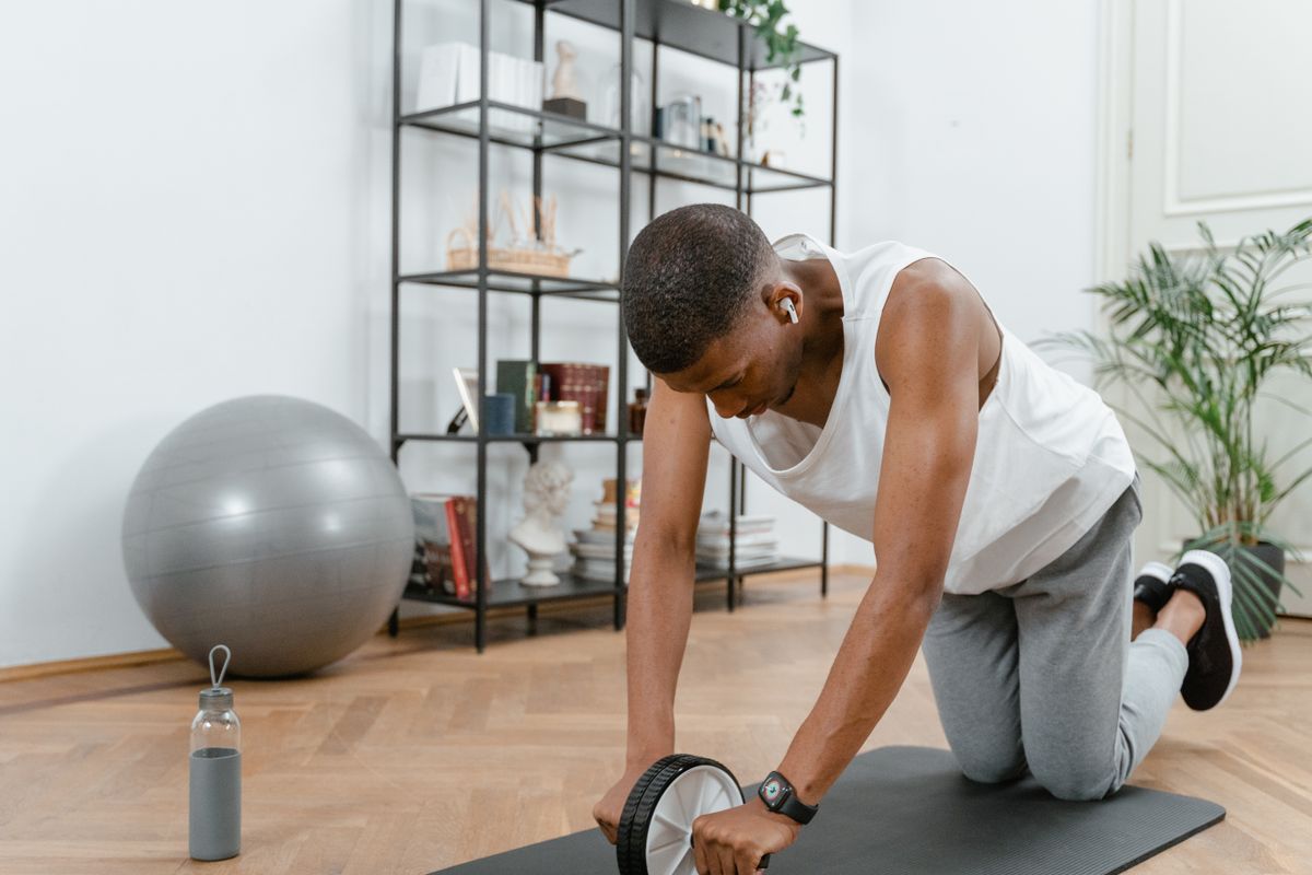 Sport à la maison sans matériel : programme - Pourquoi choisir un programme de sport à la maison sans matériel ?